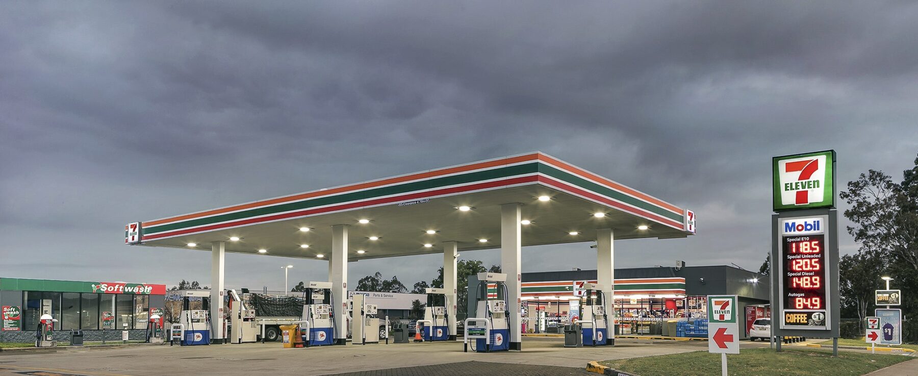 Hurst_Concepts_Projects_7-117-11 Exterior Cropped-0001 (1)-min